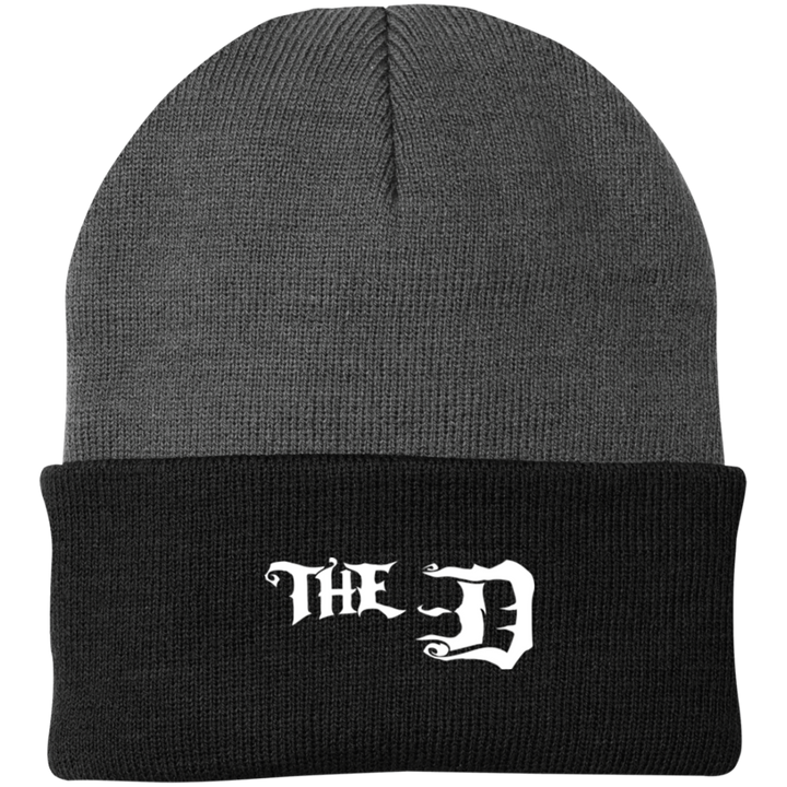 The D White Cap