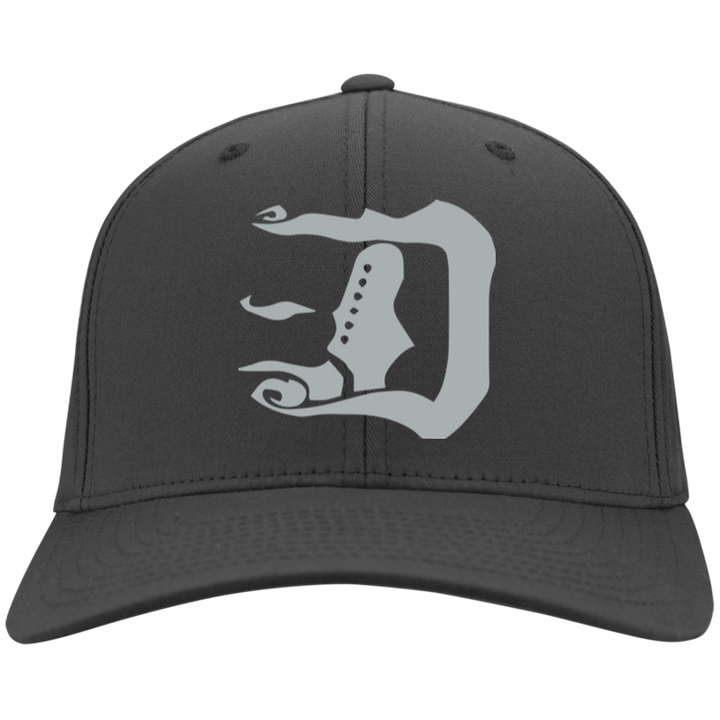 Guitar Top D Silver Logo Cap